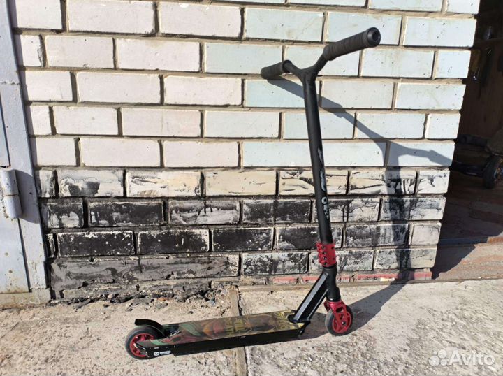 Трюковой самокат