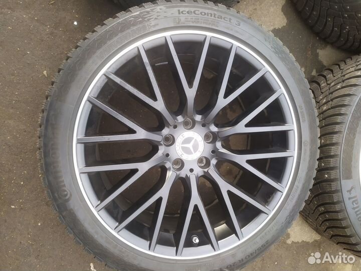 R20 Continental IceContact 3 255/40, PCD 5x112 DIA 66.6