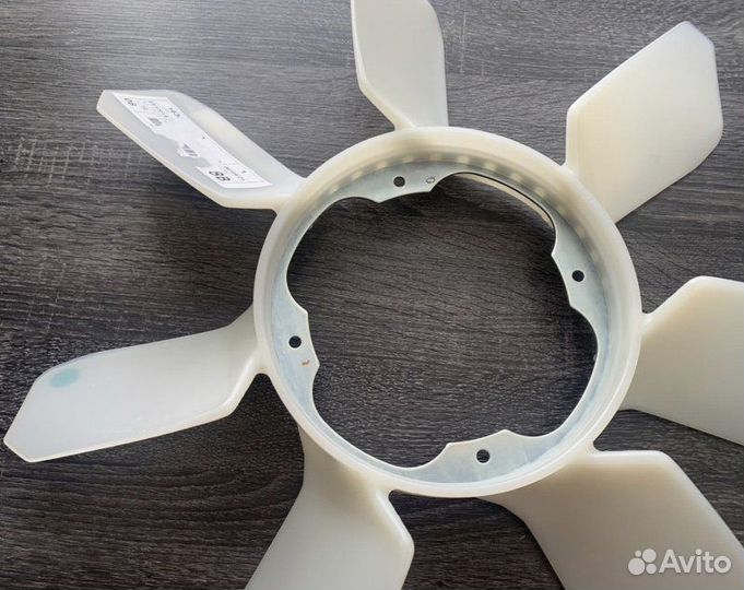 Крыльчатка вентилятора Lexus Gx toyota 2009