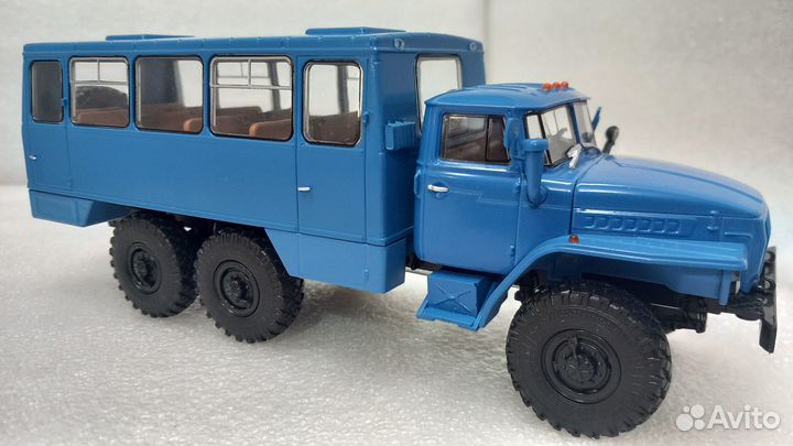 1:43 Урал-4320 вахта
