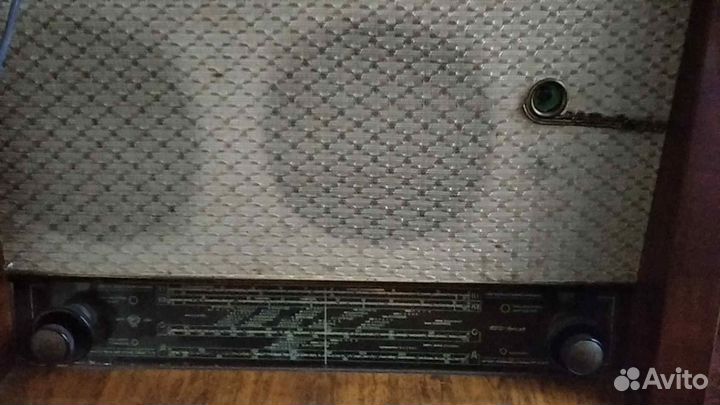 Радиола ламповая Вэф-Аккорд СССР 1958 г рабочая
