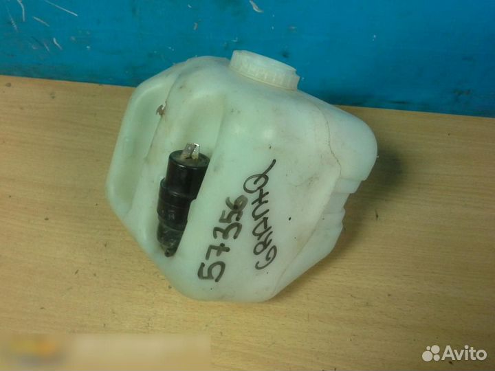 Бачок омывателя лобового стекла VAZ LADA Granta 20