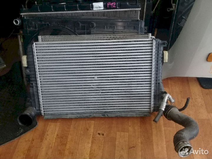 Радиатор интеркулера Volkswagen Passat b6 3C5