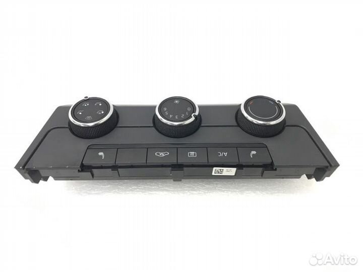 Блок управления климат-контролем Skoda Octavia 1.6