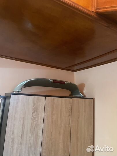 Крыло машины