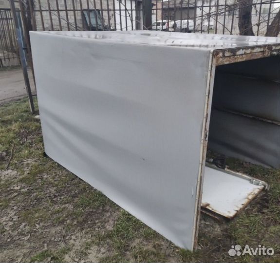 Будка на Вис