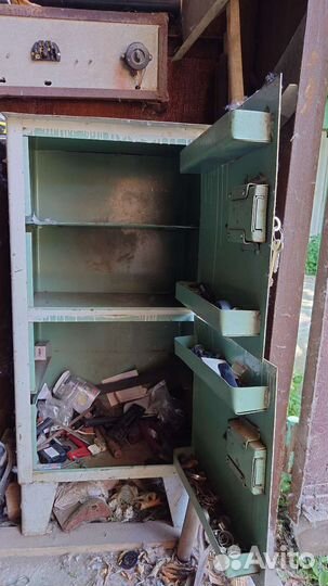 Сейф металлический бу