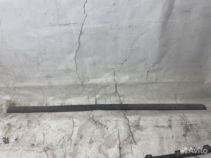 Молдинг передней левой двери volkswagen passat В5