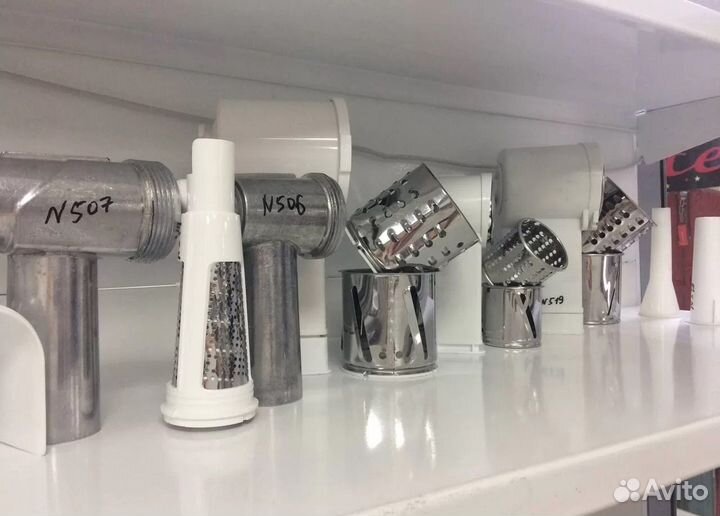 Запчасти мясорубок Шестерня Шнек Нож Решетка Гайка