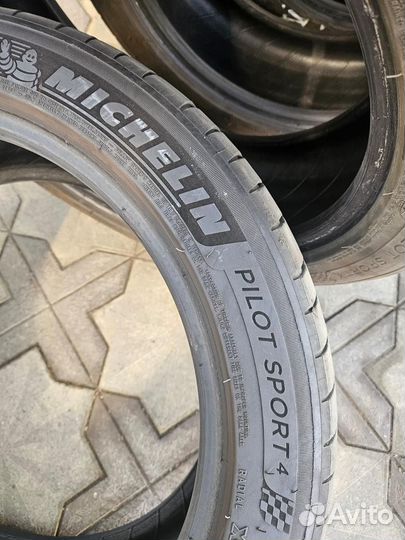 Michelin Pilot Sport 4 235/45 R18