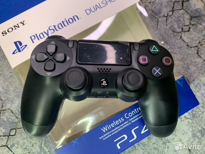 Геймпад DualShock 4 v.2