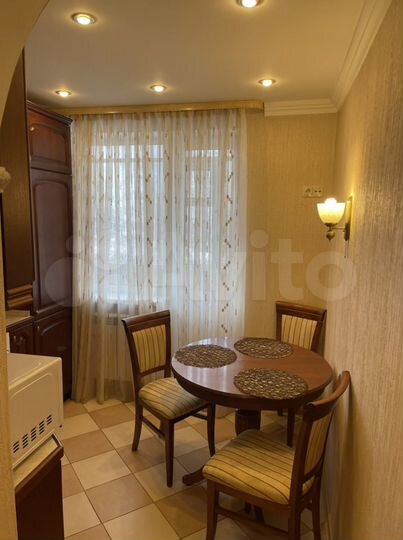 1-к. квартира, 40 м², 2/5 эт.