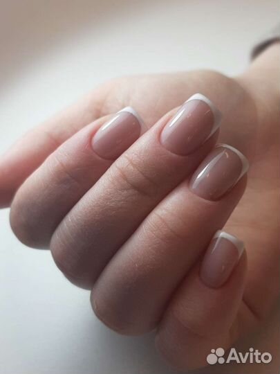 Маникюр, педикюр, гель-лак