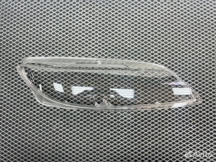 Стекло фары правое Mazda 6 GG 2002-2007
