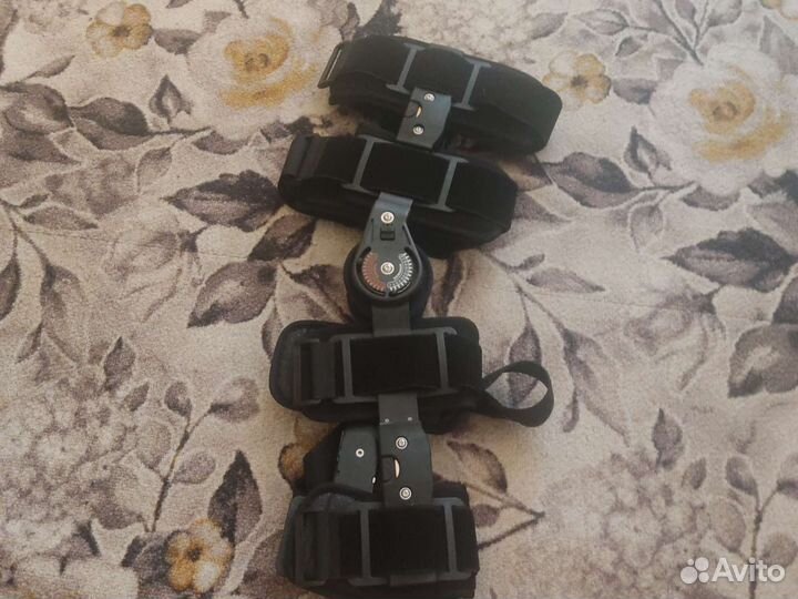 Ортез коленный шарнирный