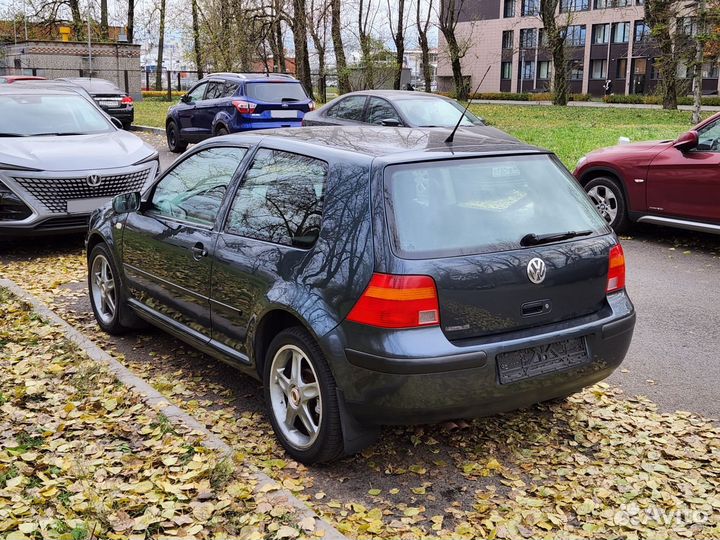 Volkswagen Golf 1.4 МТ, 1999, 175 000 км