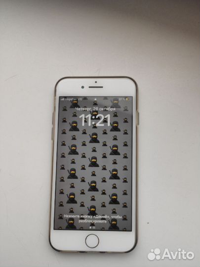 iPhone 8, 64 ГБ