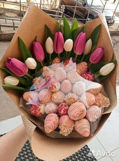 Композиции из клубники