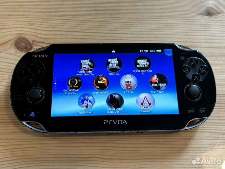 Sony PS Vita 64gb прошитая с играми GTA