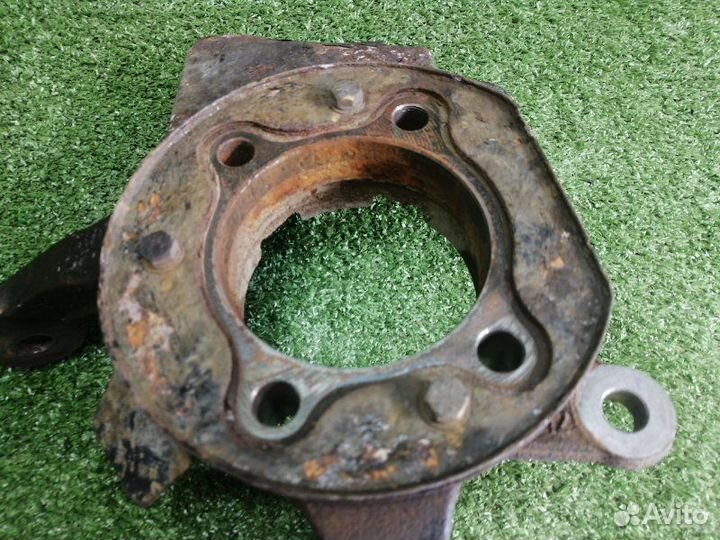 Кулак поворотный передний левый Kia Ceed JD G4FG