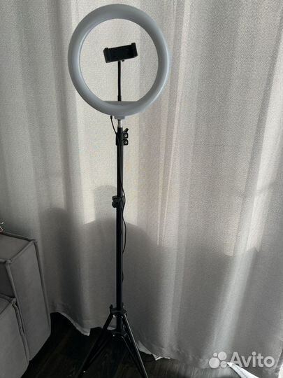 Кольцевая лампа 26 см
