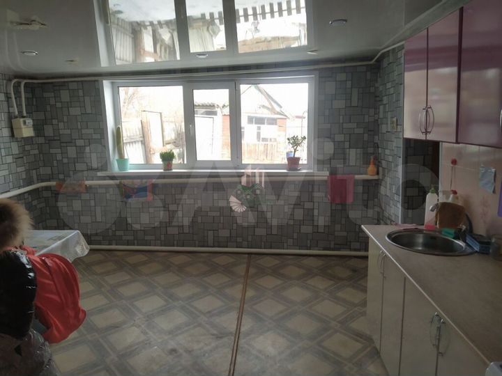 Дом 69 м² на участке 4 сот.