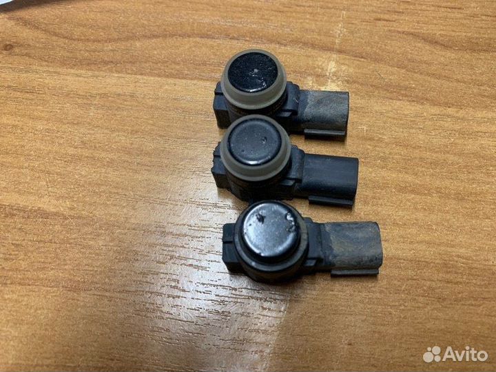 Датчик парктроника Cadillac Escalade 4 (2014-2020)