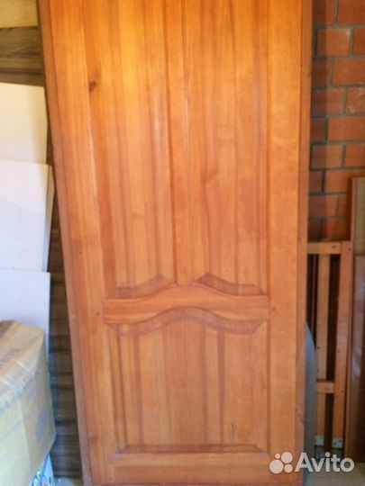 Дверной блок из массива сосны новый