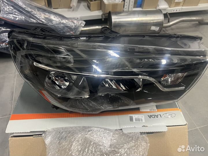 Фара лада веста правая