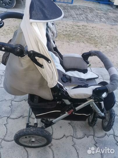 Прогулочная коляска