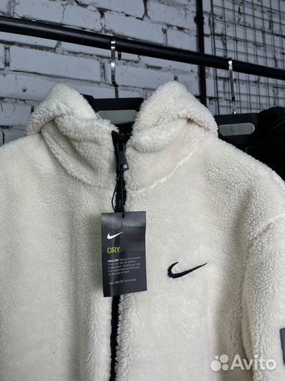 Куртка Nike барашек