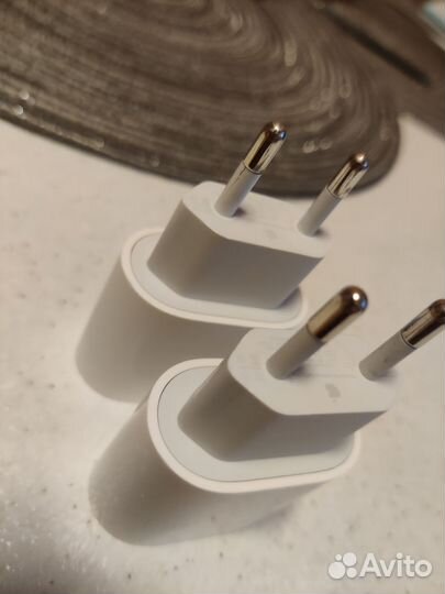 Зарядное устройство на iPhone A2347