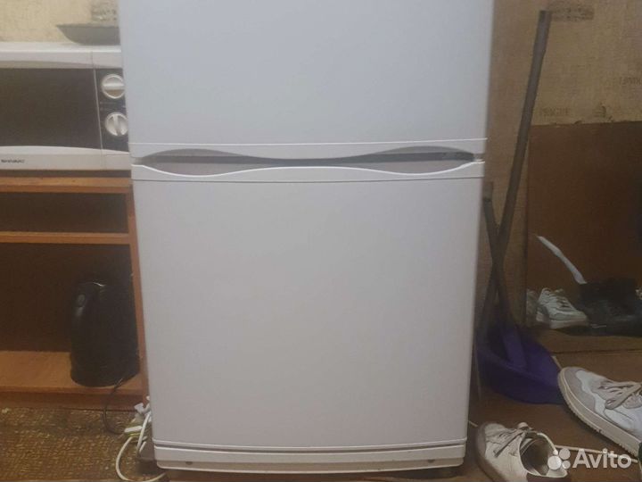 Холодильник атлант двухкамерный
