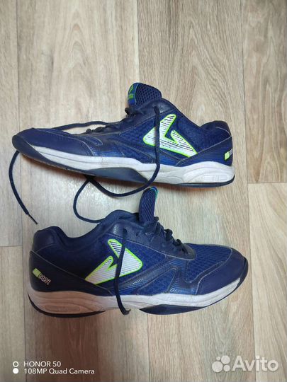 Кроссовки Demix 40 волейбольные