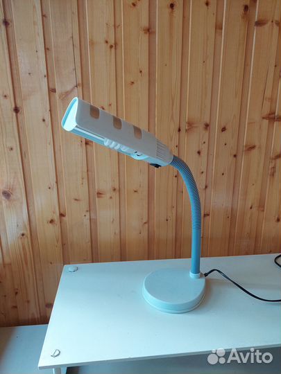 Лампа настольная