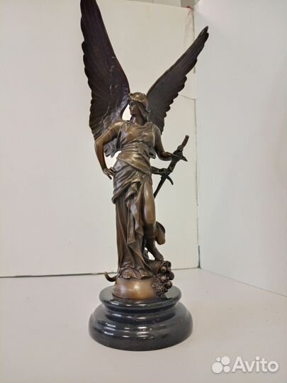 Бронзовые статуэтки скульптуры коллекционные