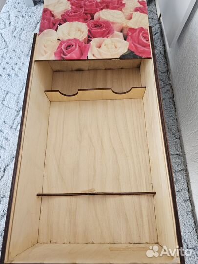 Деревянная коробка для подарка