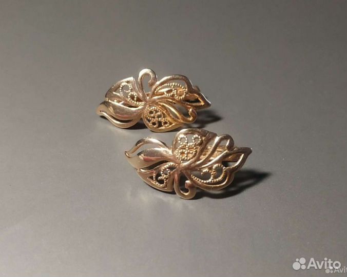 Золотые серьги