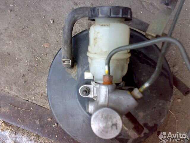 Продам запчасть на ниссан скайлайн 1996 года вып