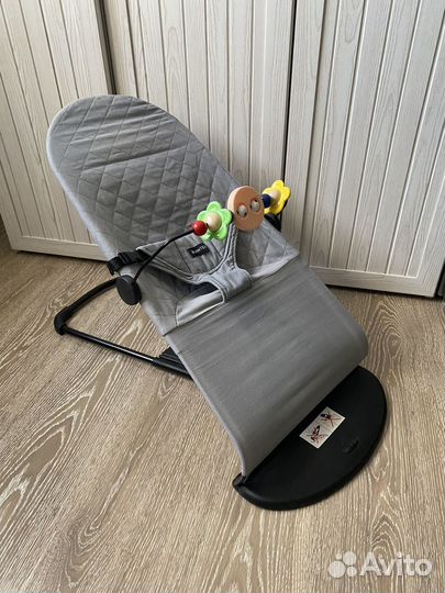 Шезлонг детский