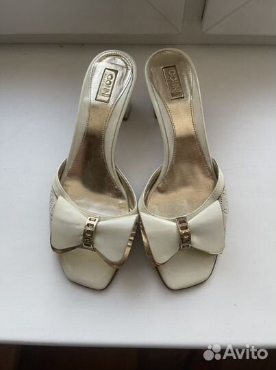 Шлепанцы,Босоножки