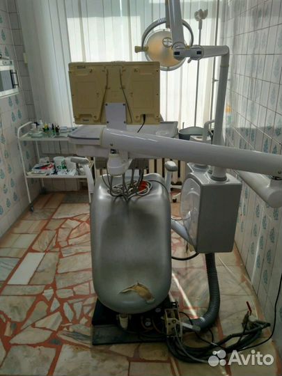 Стоматологическое кресло бу