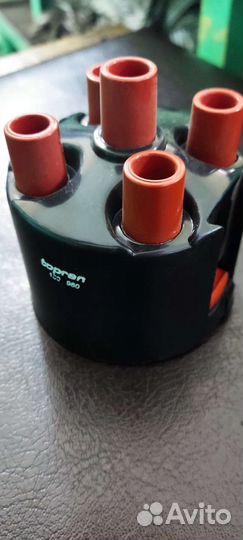 Крышка трамблёра Ауди 80