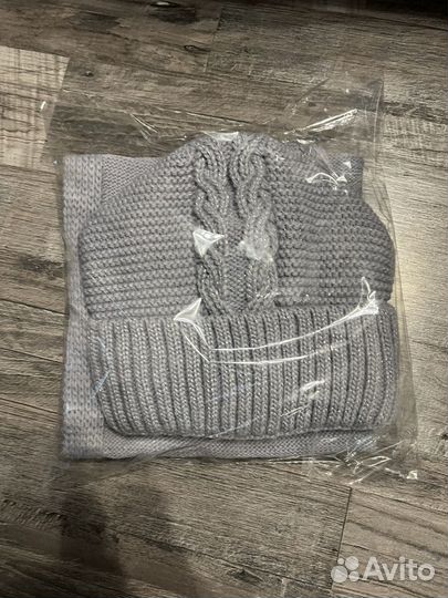 Шапки вязаные