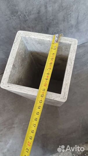 Ваза для цветов из акрилового камня