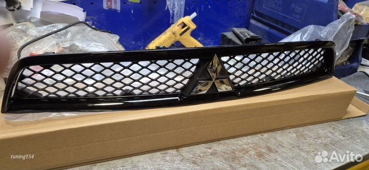 Решетка радиатора Lancer 10