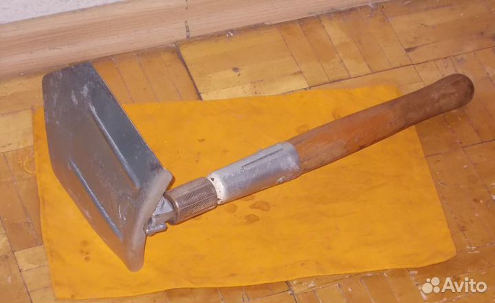 Лопатка складная СССР