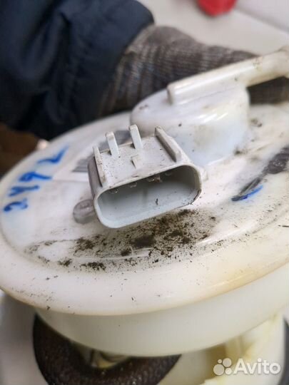 Насос топливный электрический Chrysler PT Cruiser, 2002