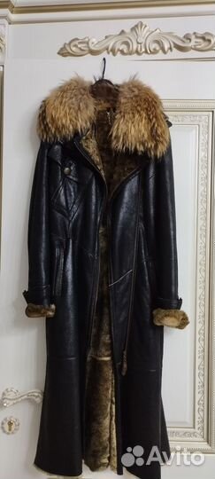 Женская верхняя одежда размер м