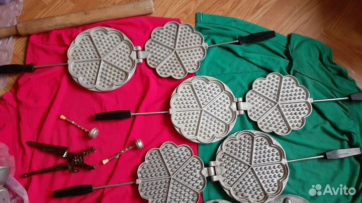 Форма для выпечки сердечки,орешки,оригинал СССР